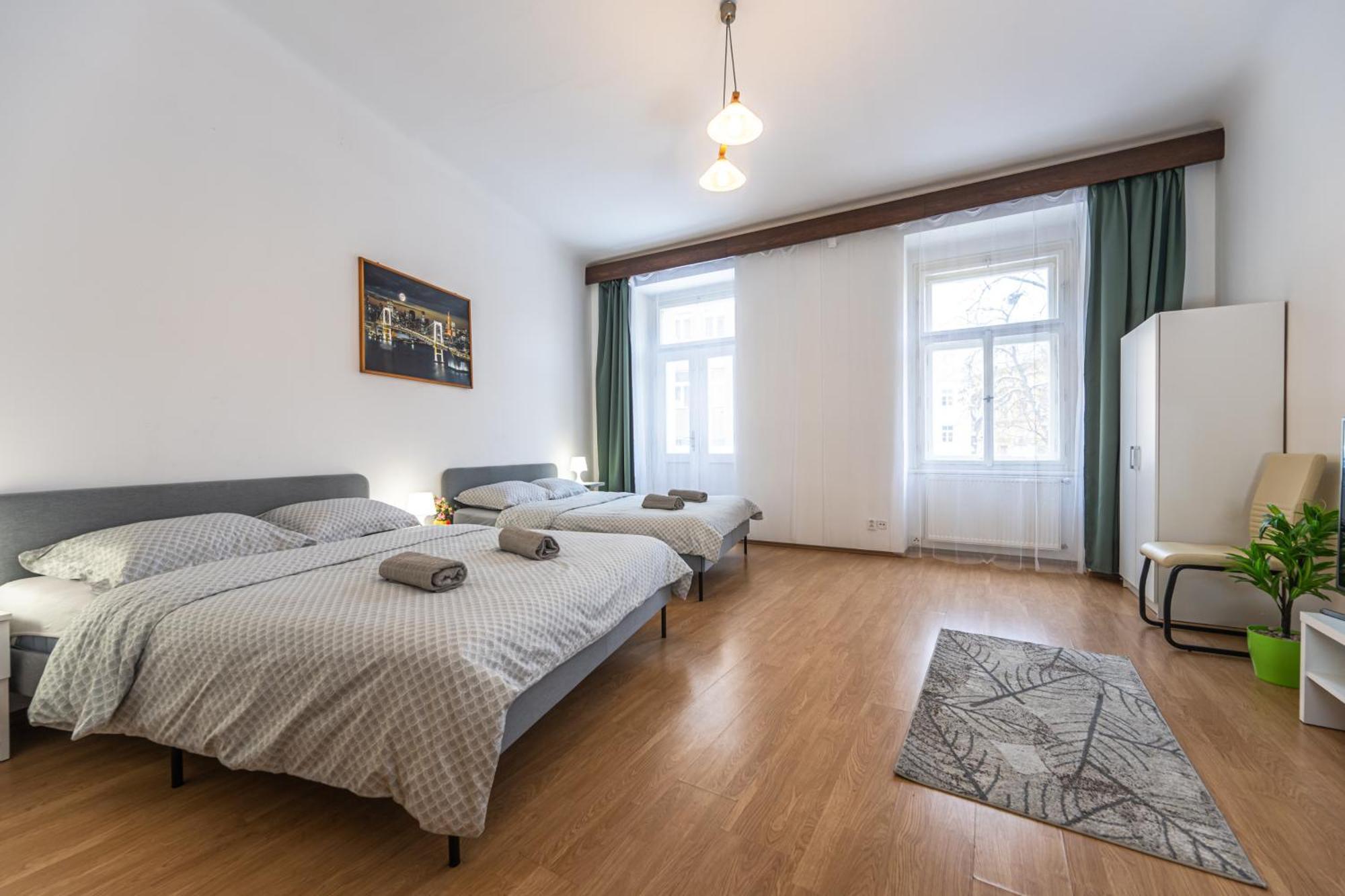 Wenceslas Square 2 Bedroom * Praha